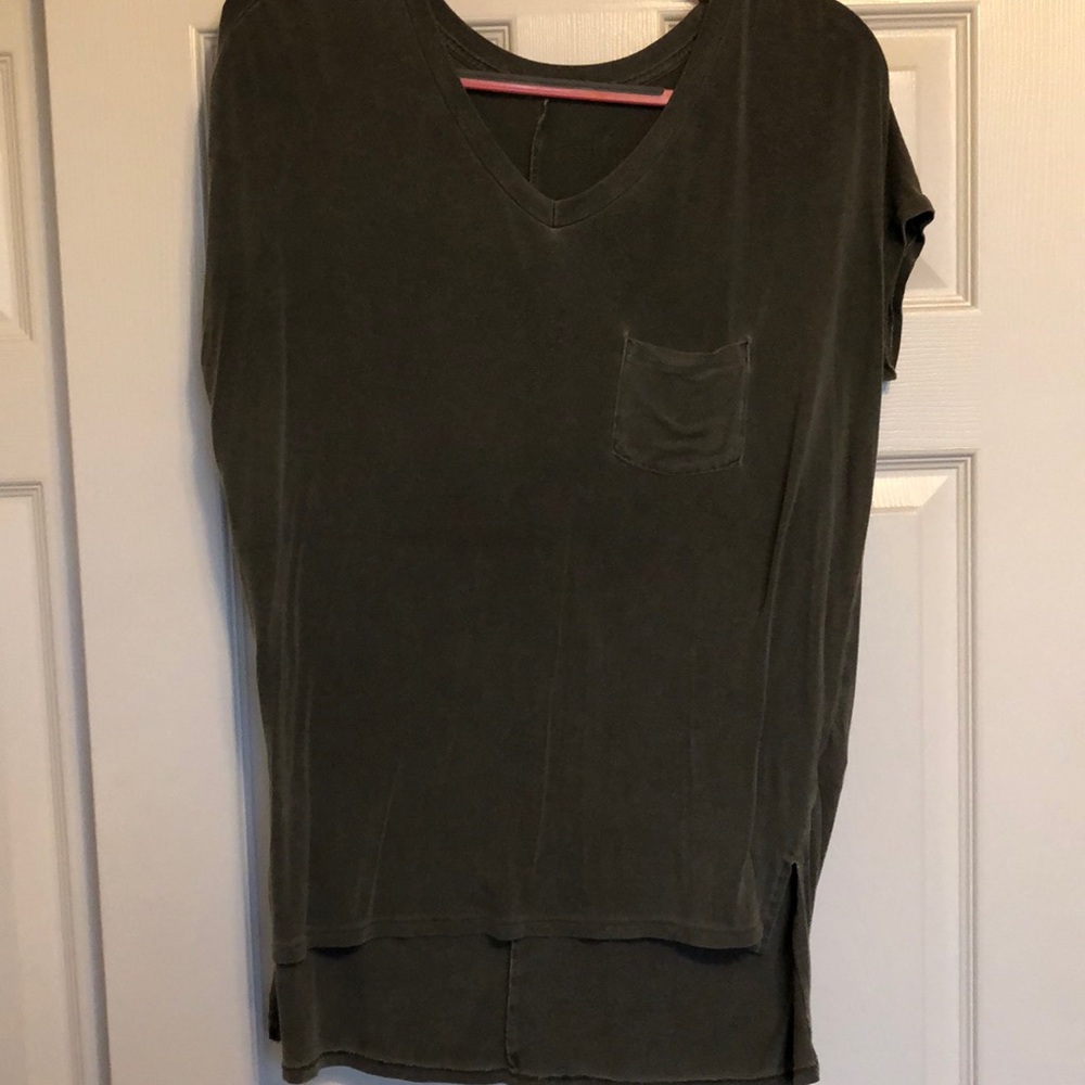 American eagle leggings tee size small- green